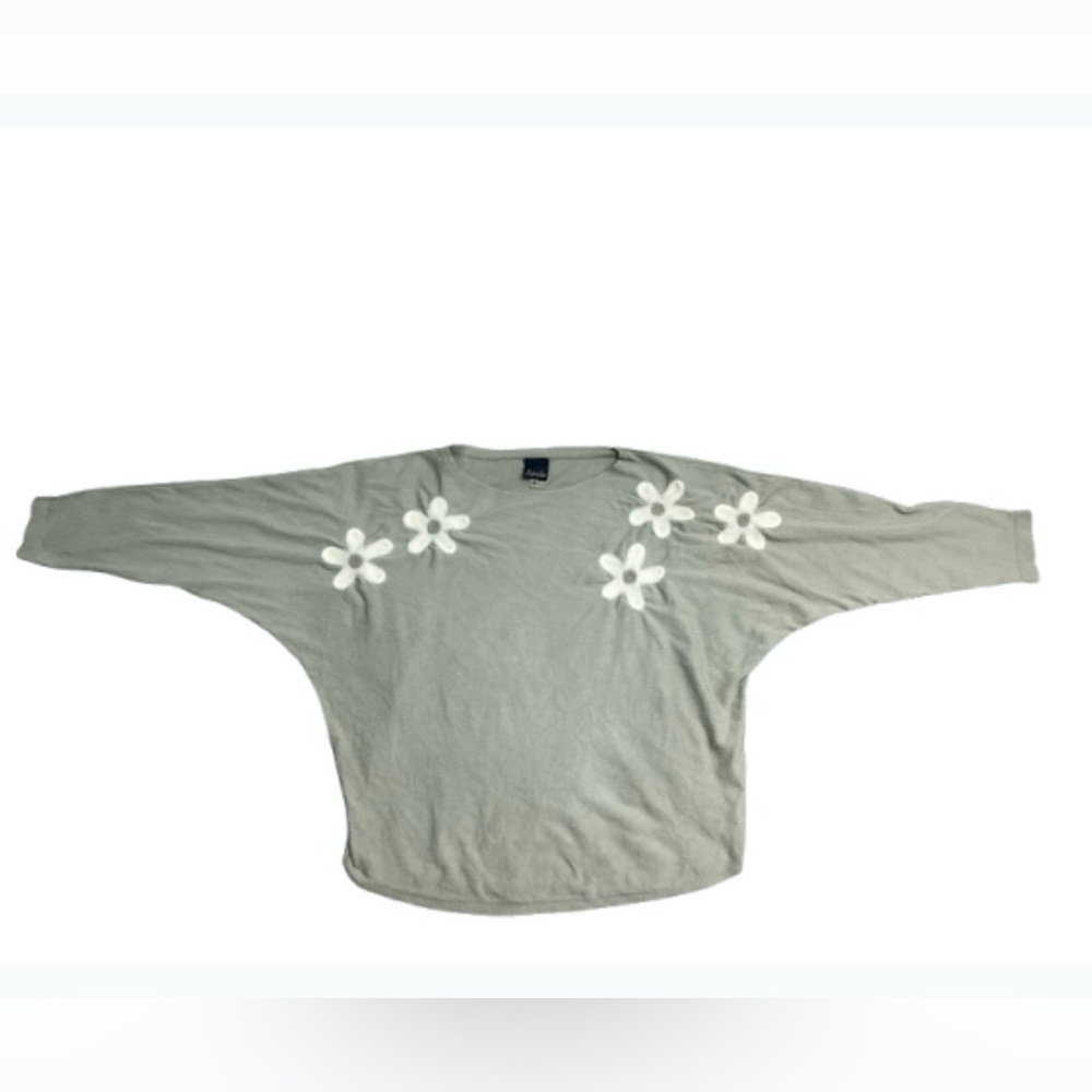 Aaeda Floral Green and Cream Women's Crewneck Sweater - Picture 3 of 8